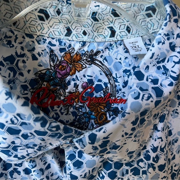 NWOT Robert Graham 2XL honeycomb print blue classic fit button up shirt sleeve - Picture 2 of 8